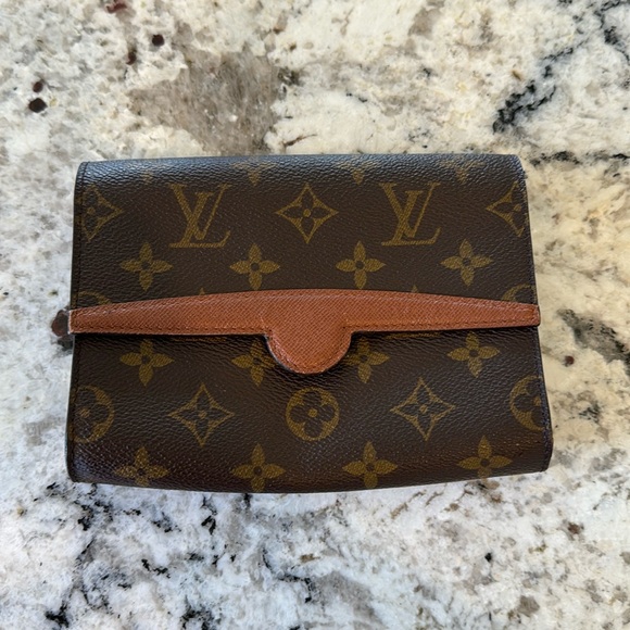 Louis Vuitton arche waist pouch amazing condition M51975 - Picture 1 of 8